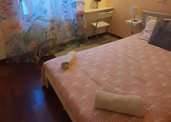 Emanuel's Stablishment *